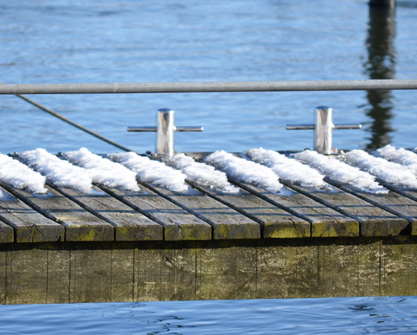 Niro-Poller und Schneereste