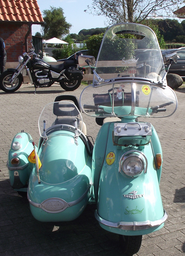 Heinkel mit Jawa Beiwagen