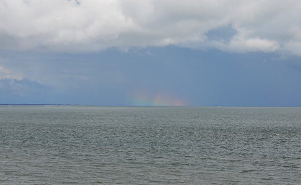 Regenbogenwolke