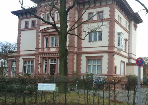 Nachbarschaftsheim Mittelhof Berlin